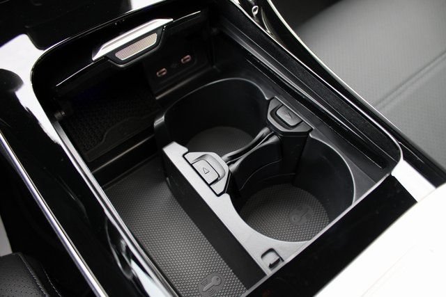 New 2025 Mercedes-Benz C 300 4MATIC Sedan image 29