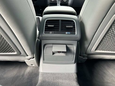 Used 2015 Audi Q5 2.0T Premium Plus w/ Technology Package image 24