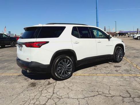 Certified 2023 Chevrolet Traverse RS image 8