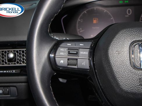 Used 2025 Honda Civic Sport image 24