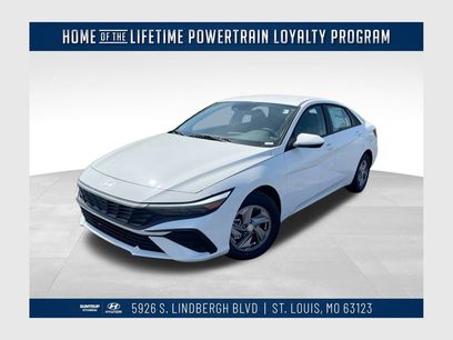 Certified 2025 Hyundai Elantra SE