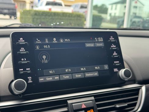 Used 2020 Honda Accord Sport image 17