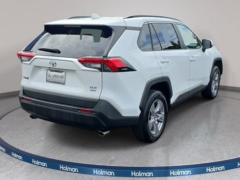 Used 2025 Toyota RAV4 XLE AWD/4WD image 6