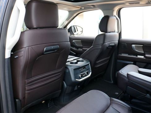 New 2025 Ford Expedition Platinum w/ Platinum Ultimate Package image 21