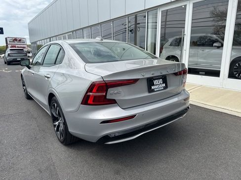 Used 2024 Volvo S60 B5 Core image 3
