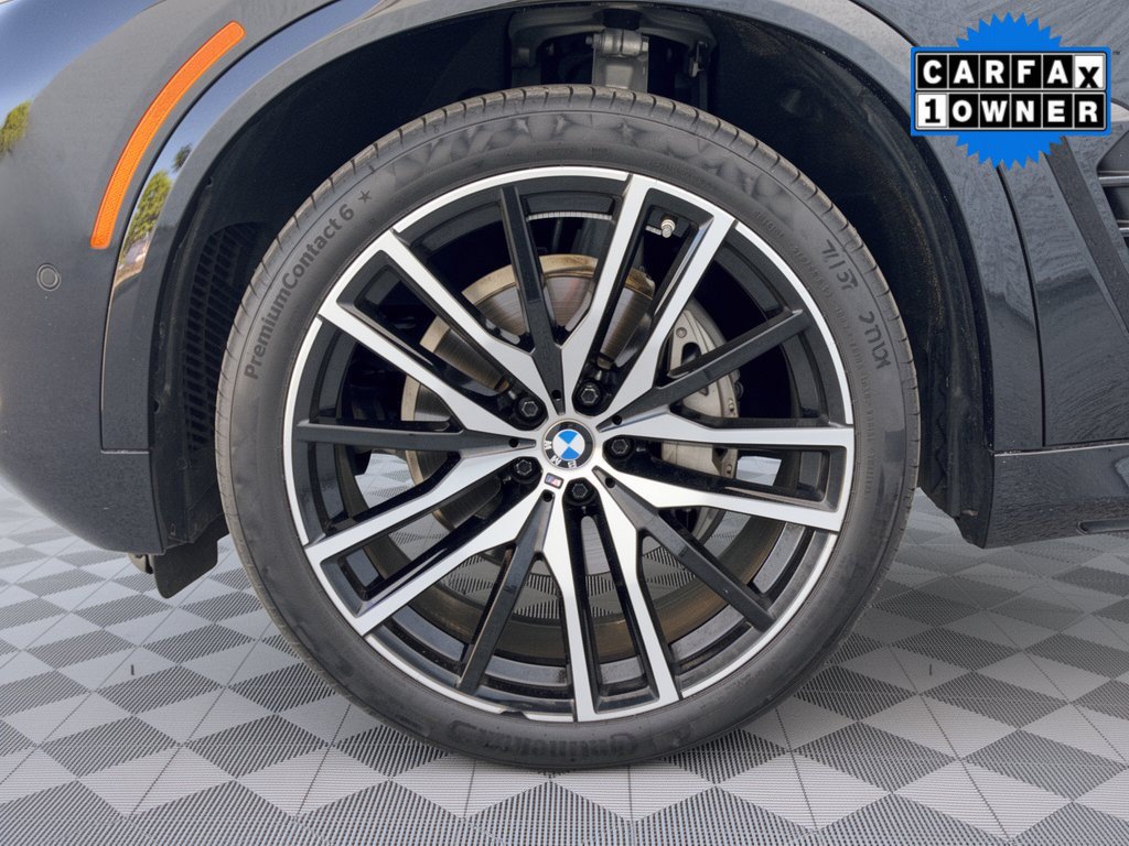 Used 2024 BMW X5 xDrive40i w/ M Sport Package AWD/4WD image 13