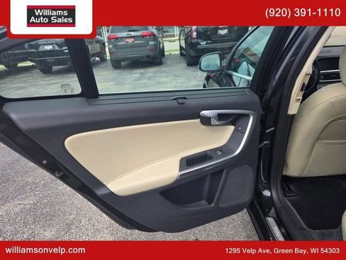 Used 2017 Volvo S60 T5 Inscription AWD/4WD image 13
