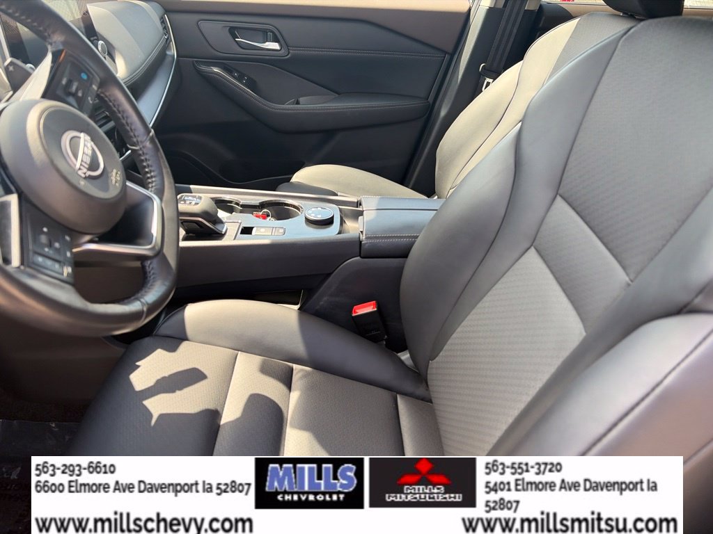 Used 2023 Nissan Rogue SV w/ SV Premium B Package AWD/4WD image 10