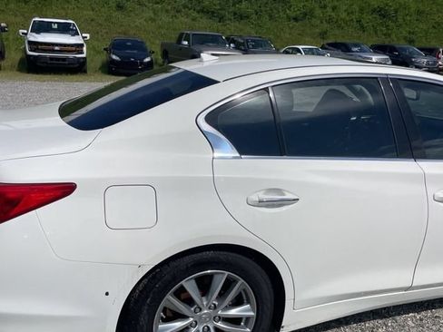 Used 2017 INFINITI Q50 3.0t Premium RWD image 7