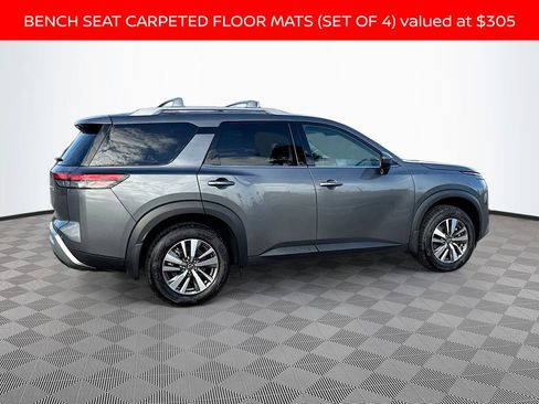 Used 2025 Nissan Pathfinder SL w/ Cargo Package image 5