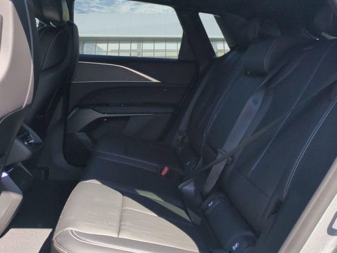 New 2026 Cadillac Lyriq Sport AWD/4WD image 13