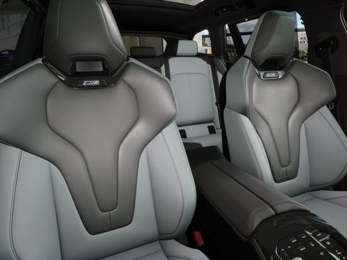 New 2026 BMW M5 Touring image 11