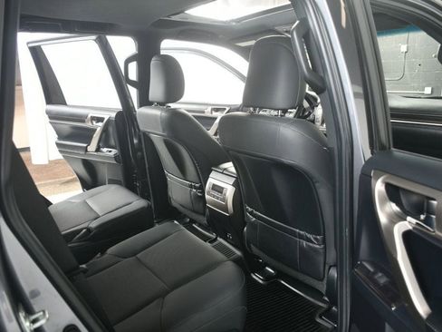Used 2021 Lexus GX 460 Premium AWD/4WD image 40