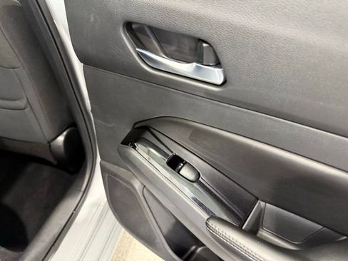 Used 2021 Nissan Altima 2.5 SV image 24