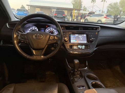 Used 2016 Toyota Avalon XLE image 21