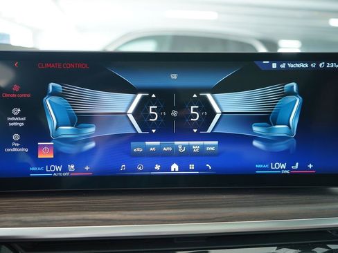 New 2026 BMW X5 sDrive40i w/ M Sport Package image 17