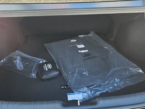 New 2026 Hyundai Elantra Blue image 12