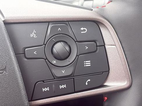 New 2026 Nissan Sentra SR FWD image 17