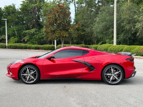 Used 2021 Chevrolet Corvette Stingray Premium Cpe w/ Engine Appearance Package RWD image 2