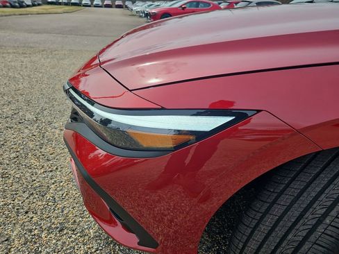 New 2026 Hyundai Elantra Sport FWD image 33