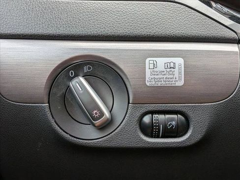 Used 2015 Volkswagen Jetta TDI S image 15