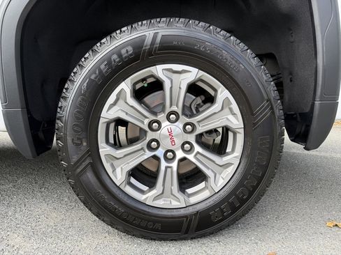 Certified 2021 GMC Sierra 1500 SLE image 14