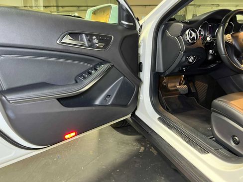 Used 2018 Mercedes-Benz GLA 250 4MATIC image 21