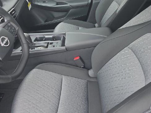 New 2026 Nissan Sentra SV FWD image 5