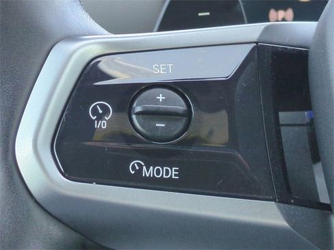 Used 2024 BMW 540i xDrive w/ M Sport Package image 24