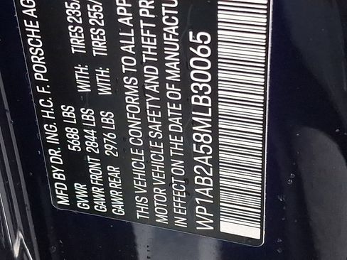 Used 2021 Porsche Macan S image 28