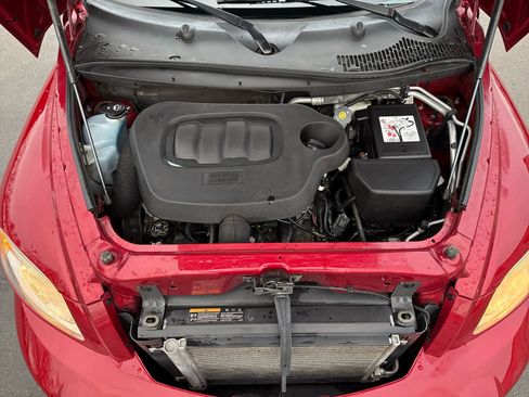 Used 2011 Chevrolet HHR LT image 16