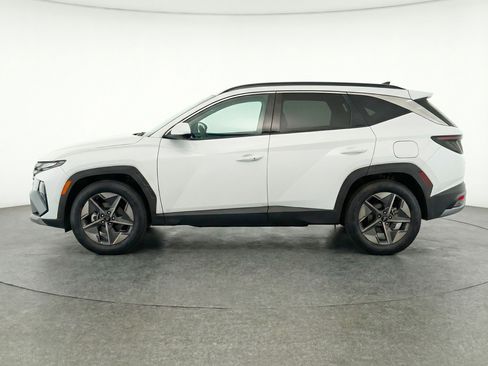 Used 2025 Hyundai Tucson SEL FWD image 5