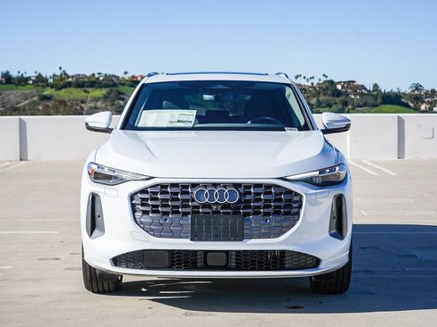 New 2025 Audi Q5 Prestige AWD/4WD image 2
