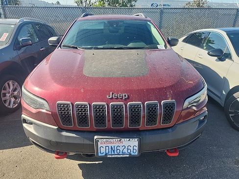 Used 2021 Jeep Cherokee Trailhawk image 2