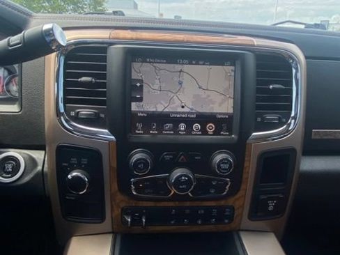 Used 2016 RAM 2500 Longhorn w/ Convenience Group AWD/4WD image 8