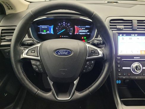 Used 2019 Ford Fusion Energi Titanium image 22