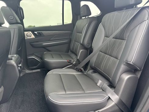 New 2027 Buick Enclave Avenir AWD/4WD image 31