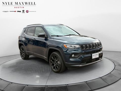 New 2026 Jeep Compass Latitude AWD/4WD image 2