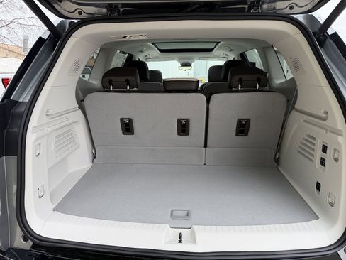 New 2026 GMC Acadia Denali w/ Super Cruise Package image 36