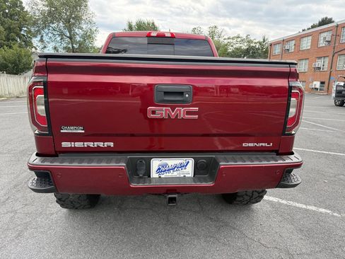 Used 2017 GMC Sierra 1500 Denali w/ Denali Ultimate Package AWD/4WD image 4
