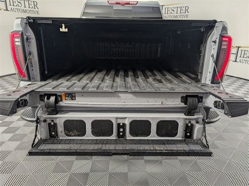 Certified 2025 GMC Sierra 2500 AT4 w/ AT4 Premium Plus Package image 31