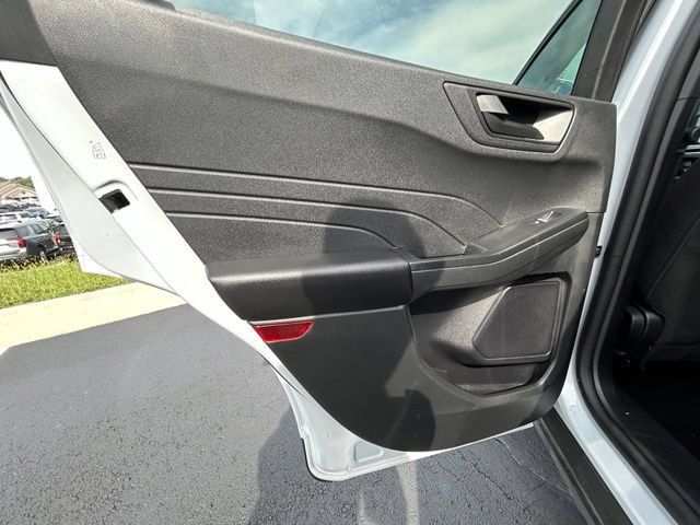 Used 2025 Ford Escape Active FWD image 40