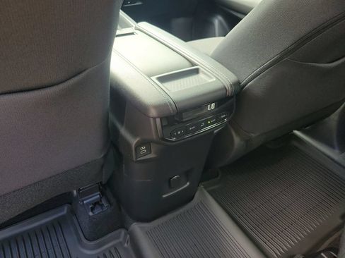 New 2026 Toyota Grand Highlander FWD image 11