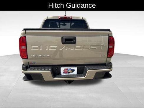 Used 2022 Chevrolet Colorado Z71 AWD/4WD image 7