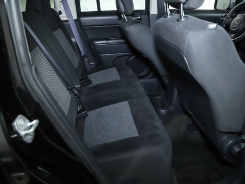 Used 2017 Jeep Patriot Sport w/ Power Value Group image 29