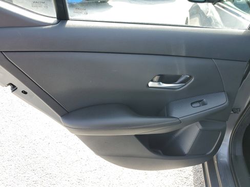 Used 2021 Nissan Sentra SV image 10