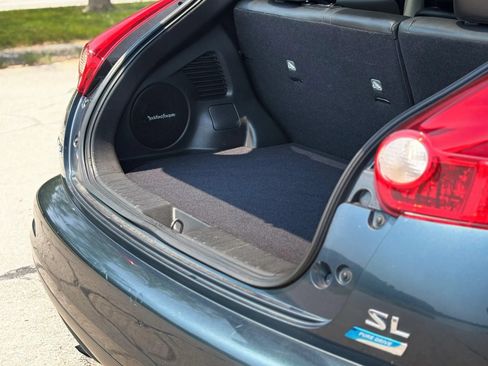 Used 2013 Nissan Juke SL FWD image 10