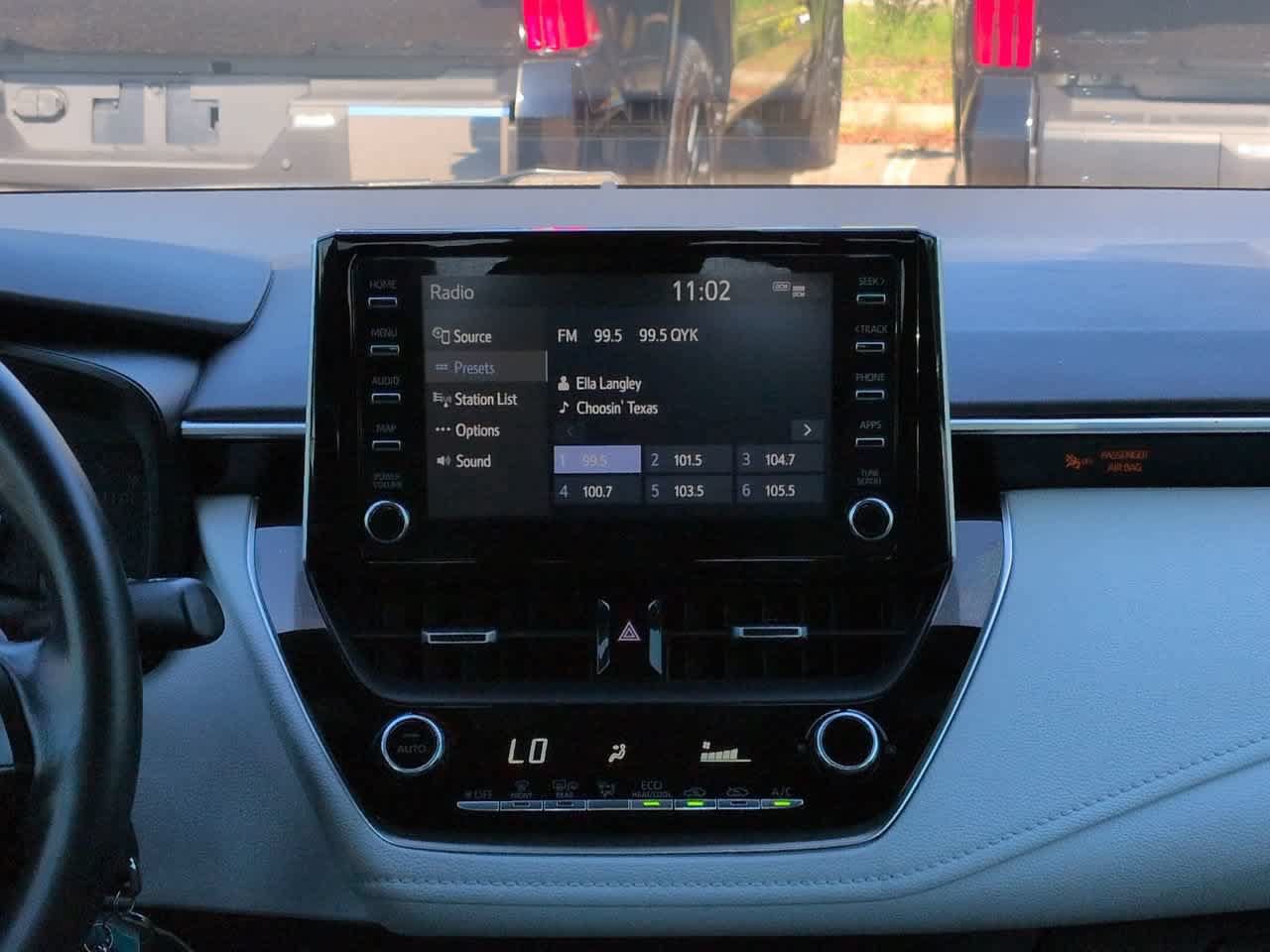 Used 2020 Toyota Corolla SE FWD image 17
