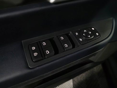 Used 2023 Fisker Ocean One AWD/4WD image 34