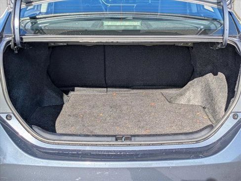 Used 2017 Toyota Corolla SE image 6